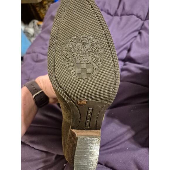 Vince Camuto Cinza Army Green Studded Ankle Boots - Picture 3 of 7